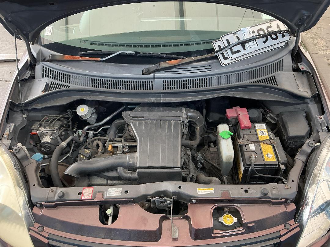 Photo '28' of Suzuki Swift Photo '28' of Suzuki Swift