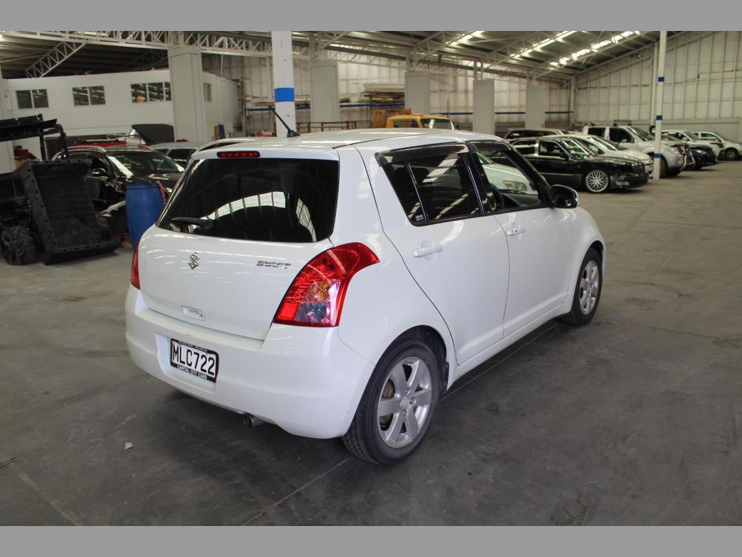 Photo '3' of Suzuki Swift