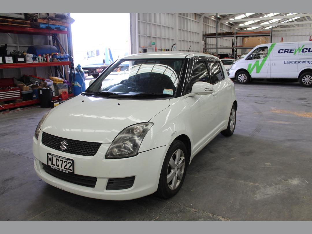 Photo '2' of Suzuki Swift