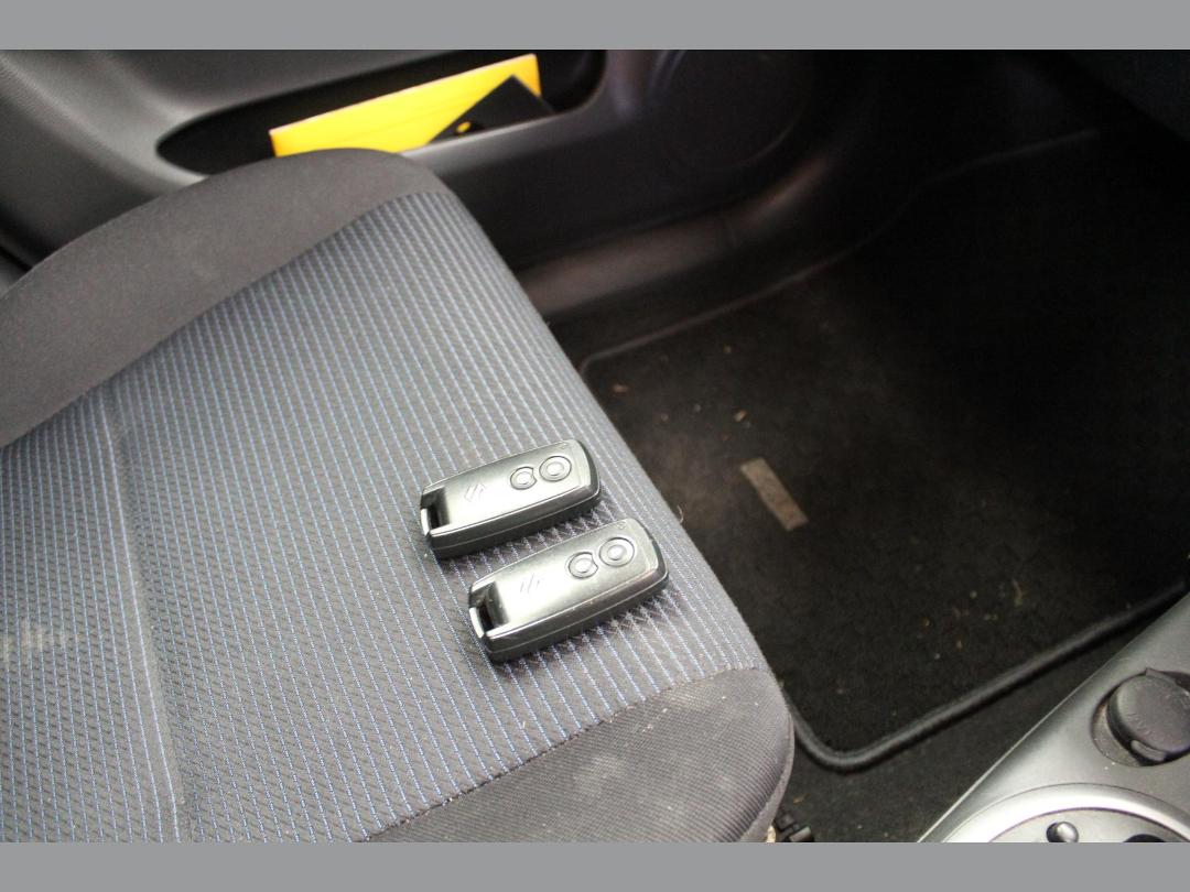 Photo '13' of Suzuki Swift