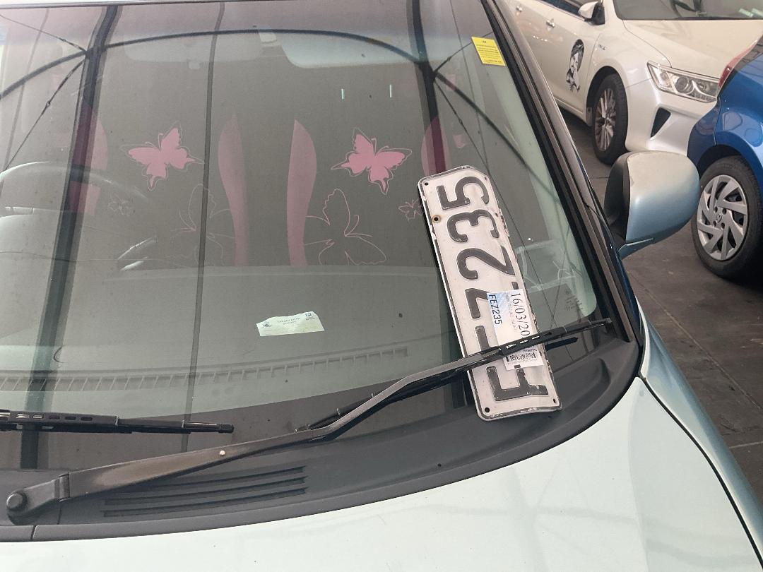 Photo '13' of Suzuki Swift