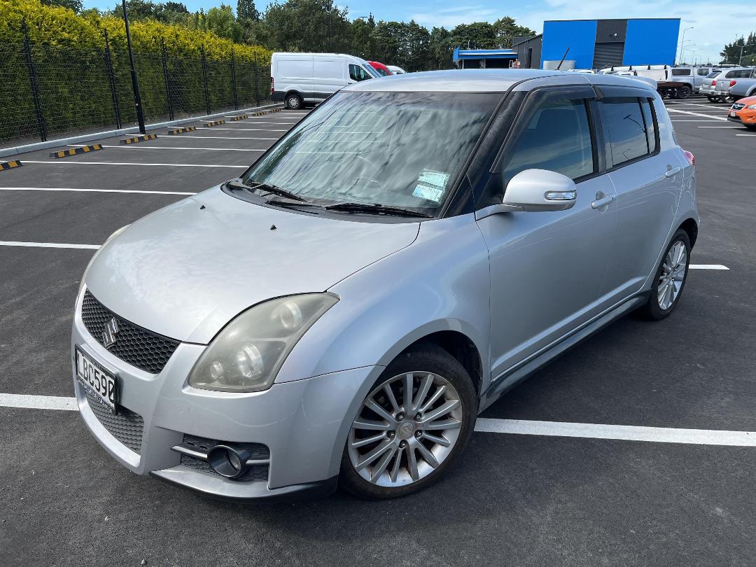 Photo '4' of Suzuki Swift Sports