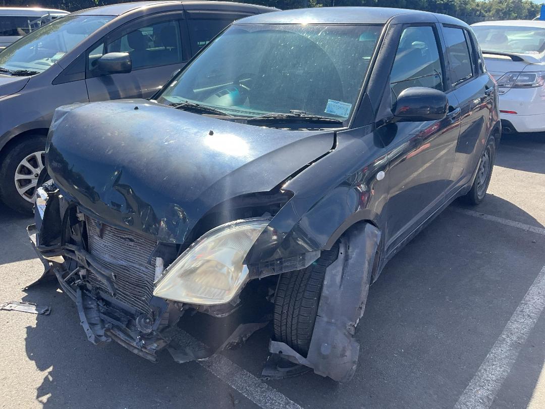 Photo '2' of Suzuki Swift Photo '2' of Suzuki Swift