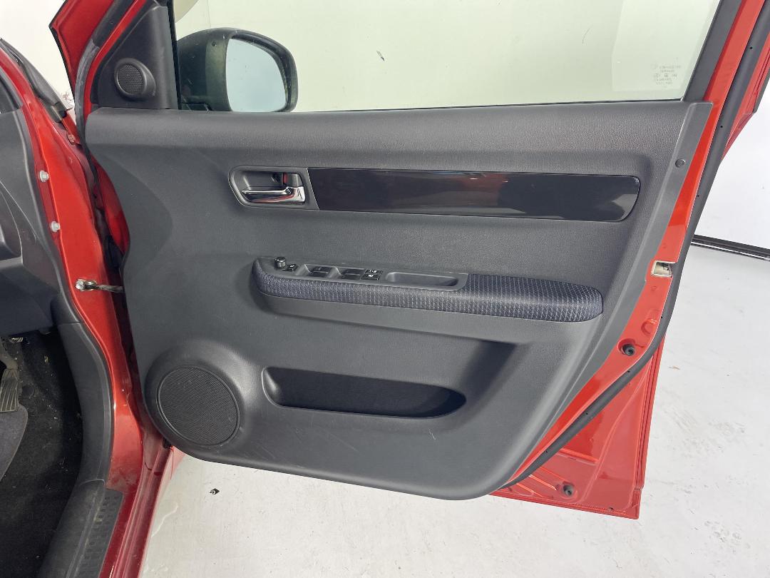 Photo '15' of Suzuki Swift