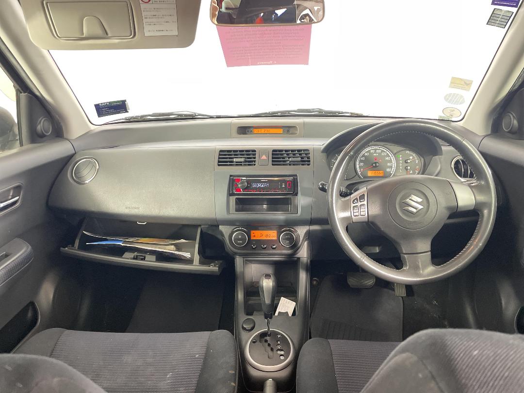 Photo '17' of Suzuki Swift