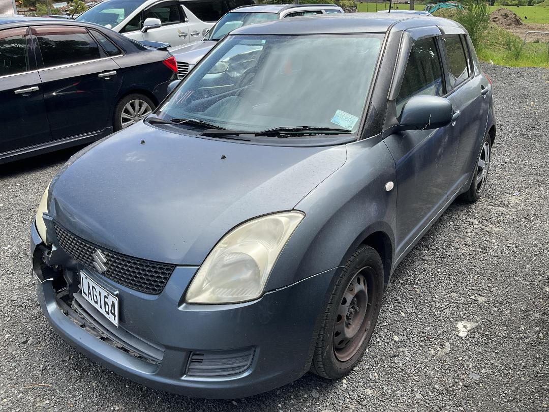 Photo '4' of Suzuki Swift