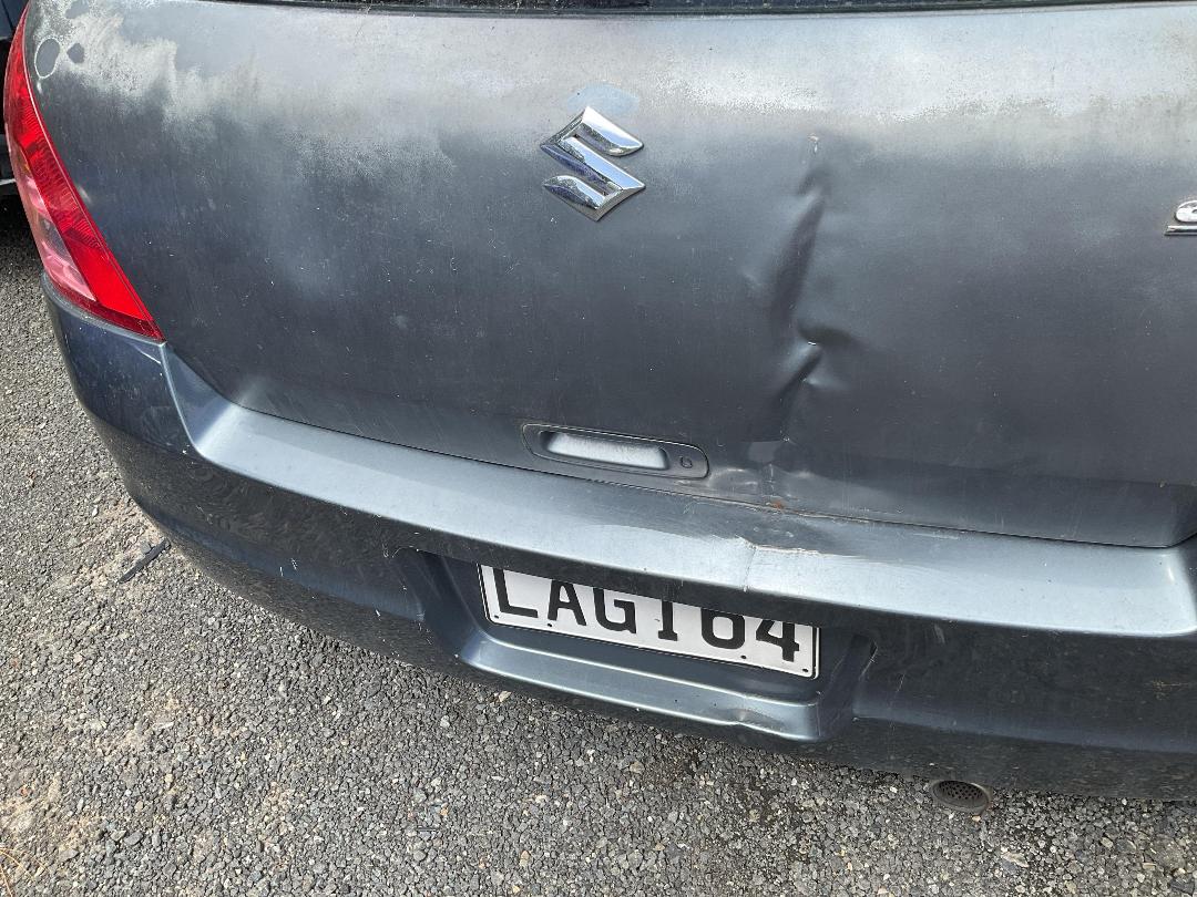 Photo '10' of Suzuki Swift