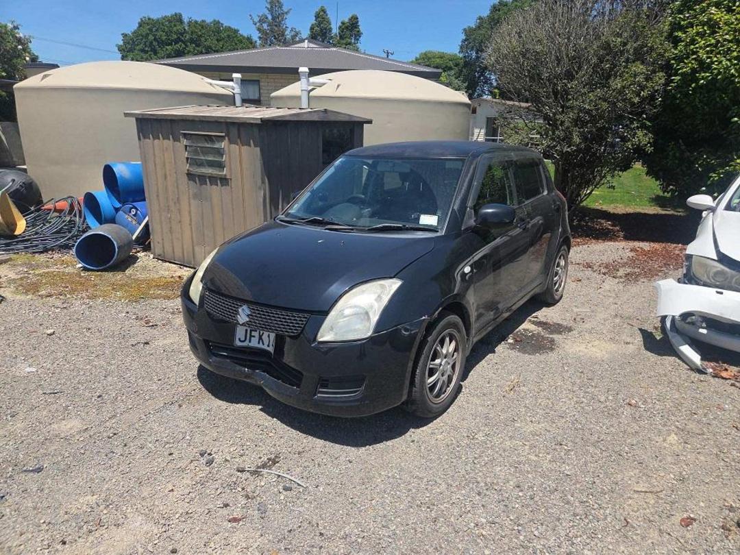 Photo '2' of Suzuki Swift