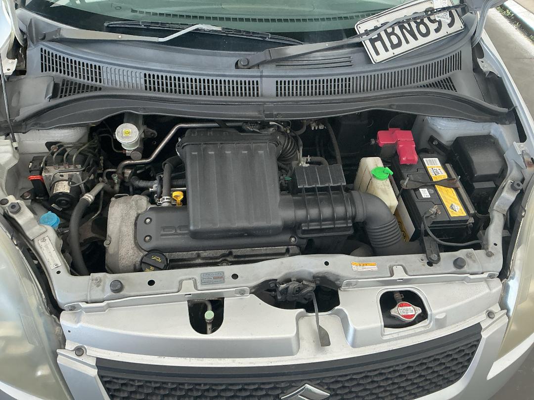 Photo '13' of Suzuki Swift