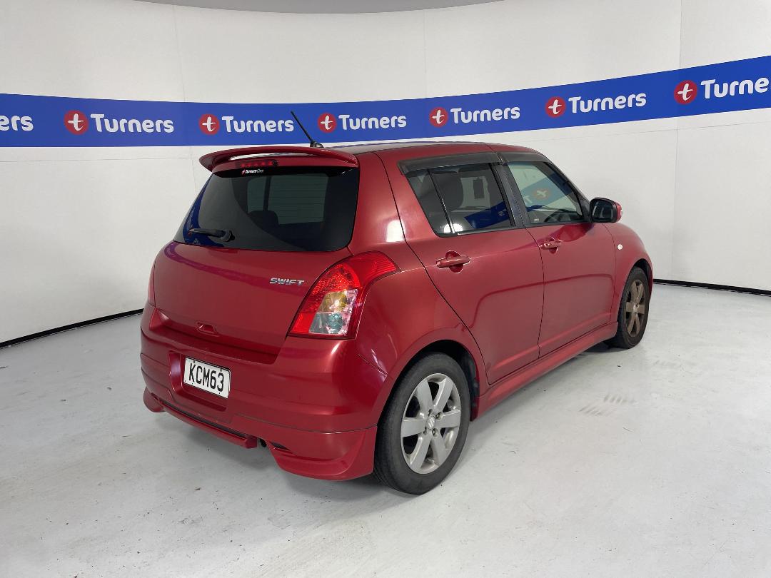 Photo '7' of Suzuki Swift Photo '7' of Suzuki Swift