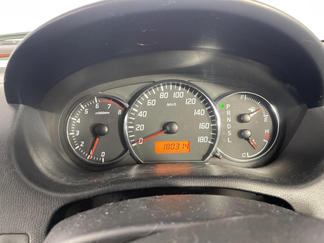 Photo '21' of Suzuki Swift Photo '21' of Suzuki Swift