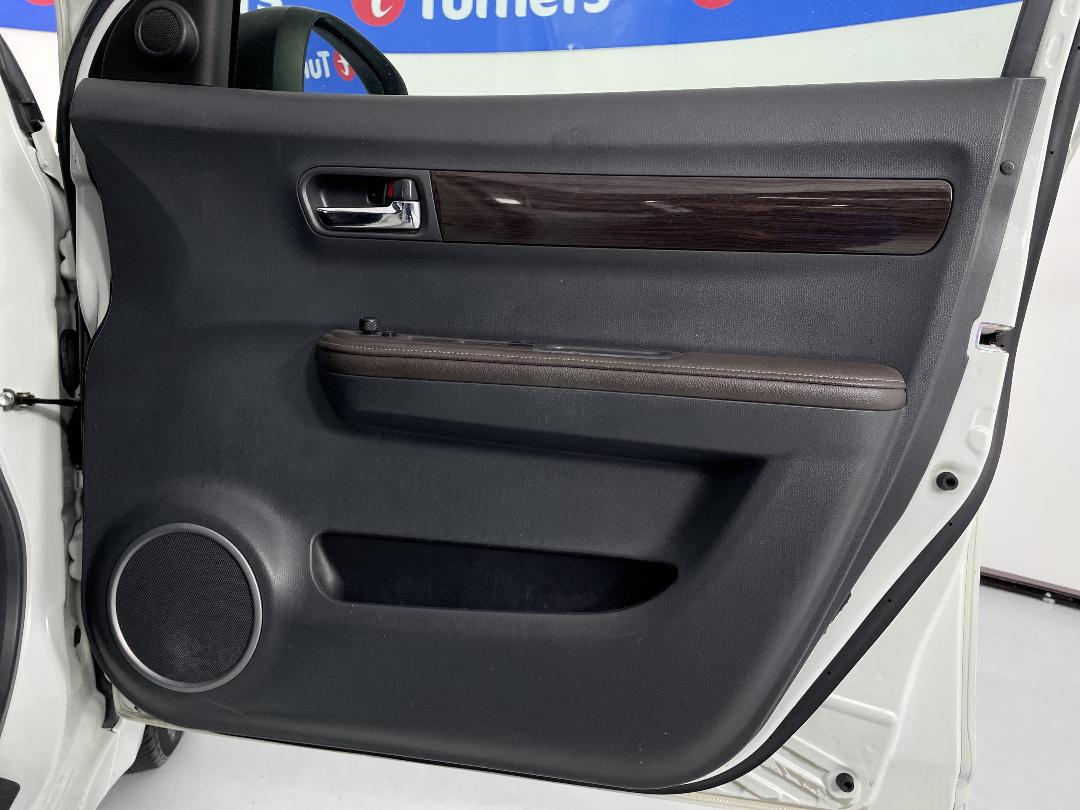 Photo '15' of Suzuki Swift