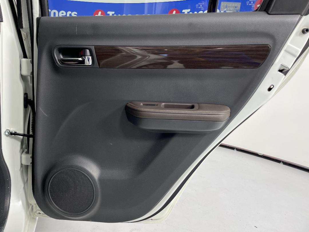 Photo '19' of Suzuki Swift