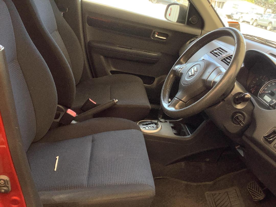 Photo '9' of Suzuki Swift