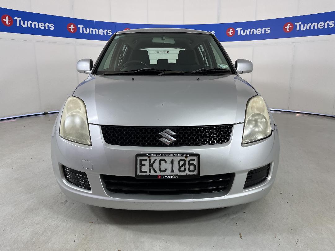 Photo '2' of Suzuki Swift