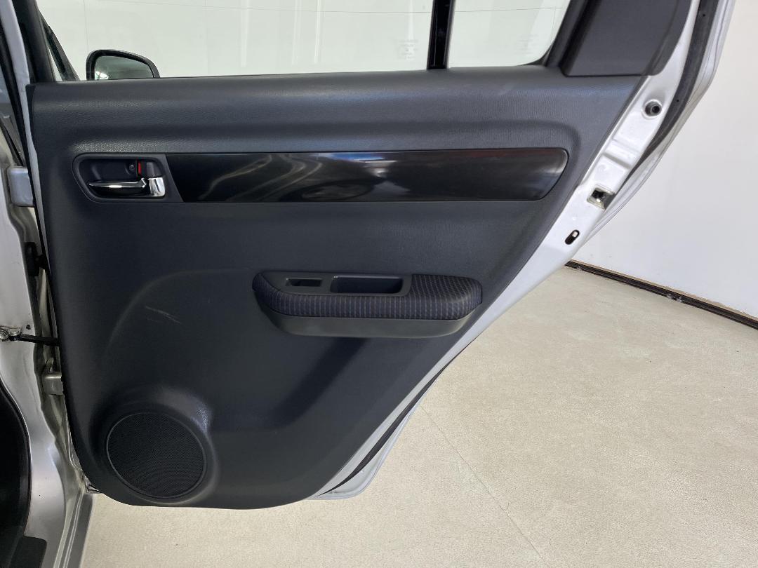 Photo '19' of Suzuki Swift