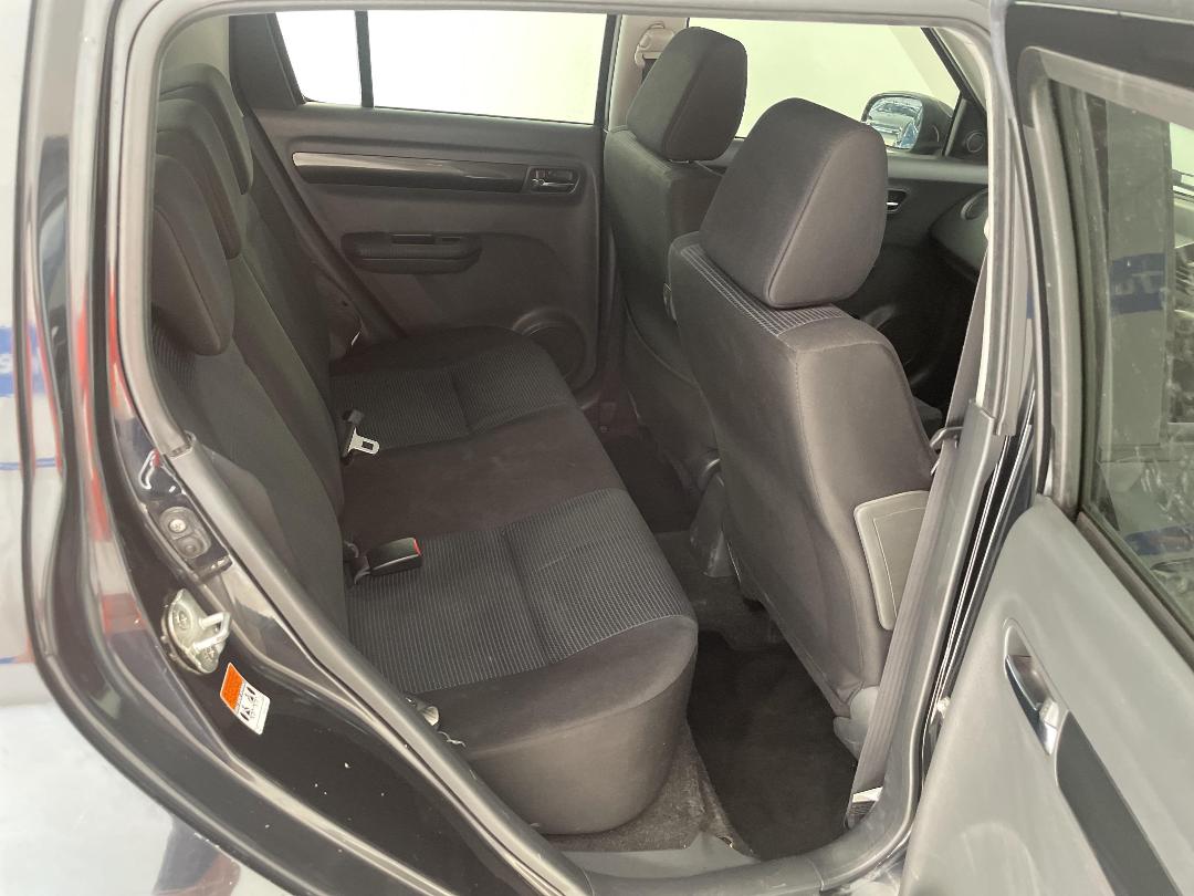 Photo '20' of Suzuki Swift