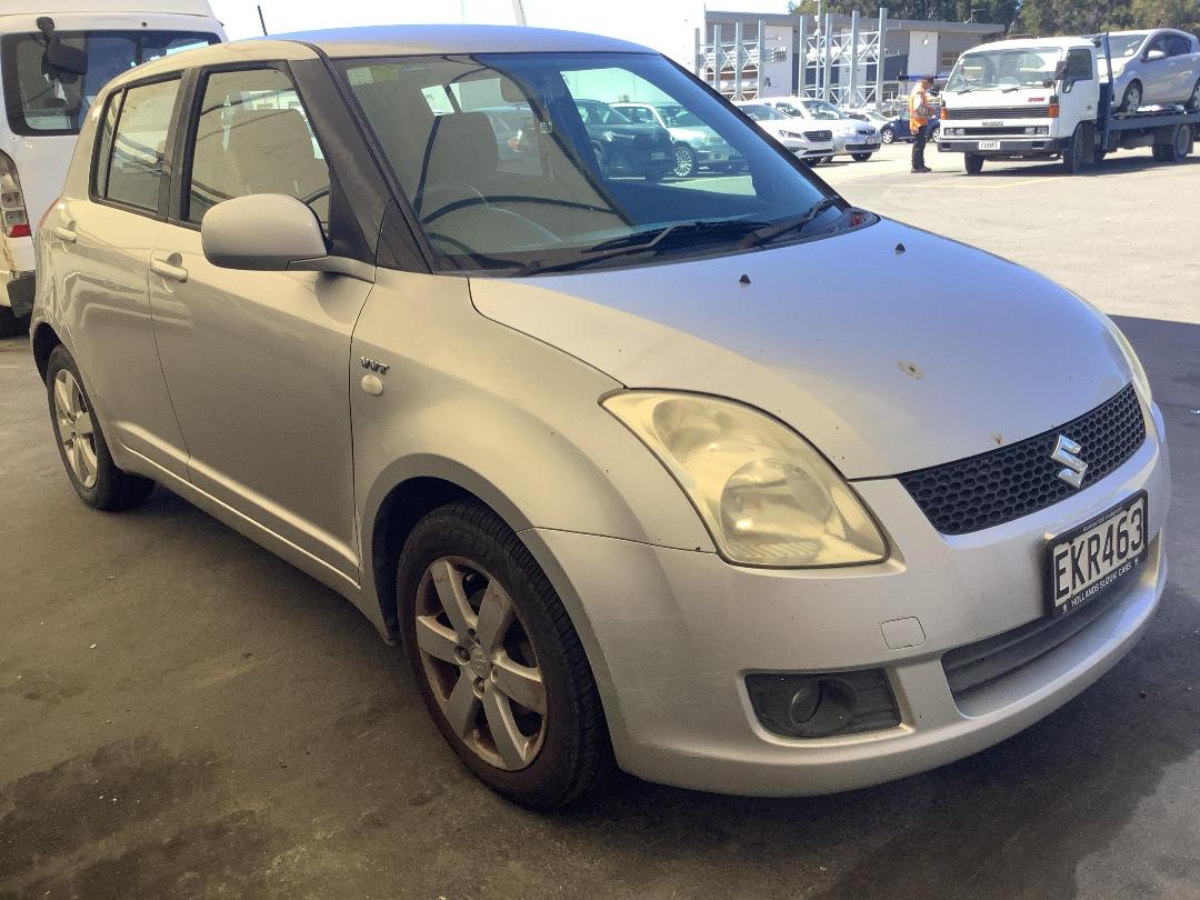 Photo '2' of Suzuki Swift Glxha2 LTD Photo '2' of Suzuki Swift Glxha2 LTD