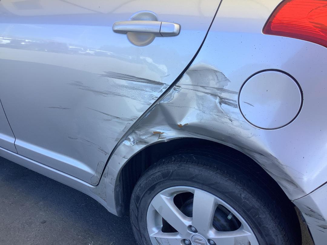 Photo '8' of Suzuki Swift Glxha2 LTD Photo '8' of Suzuki Swift Glxha2 LTD