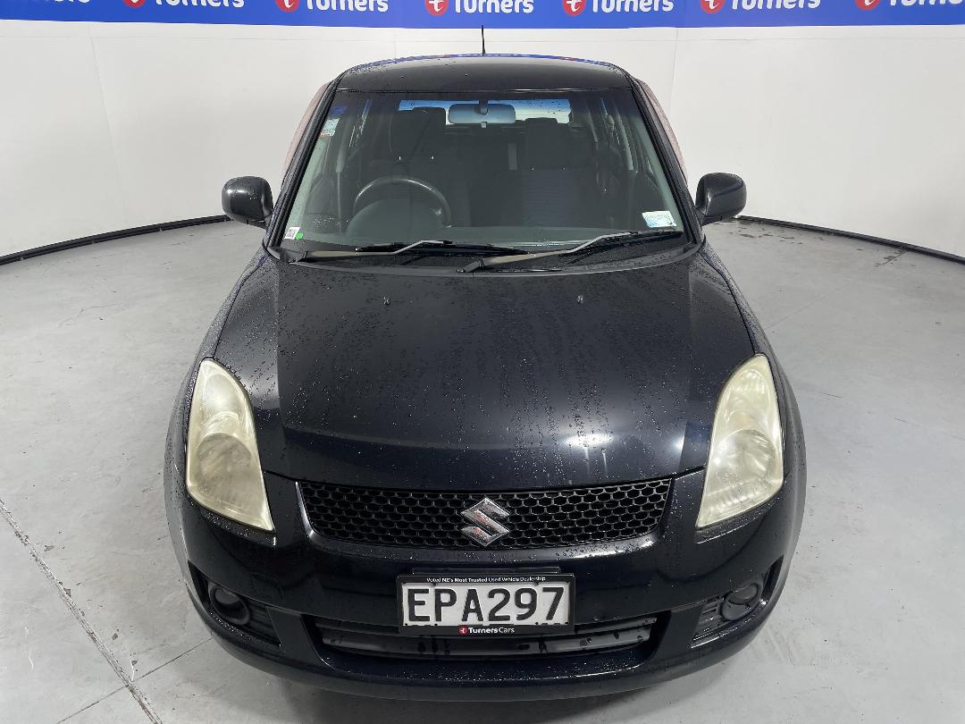 Photo '2' of Suzuki Swift Photo '2' of Suzuki Swift