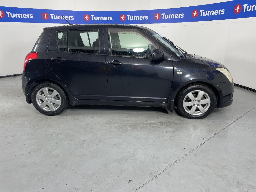 Photo '23' of Suzuki Swift Photo '23' of Suzuki Swift