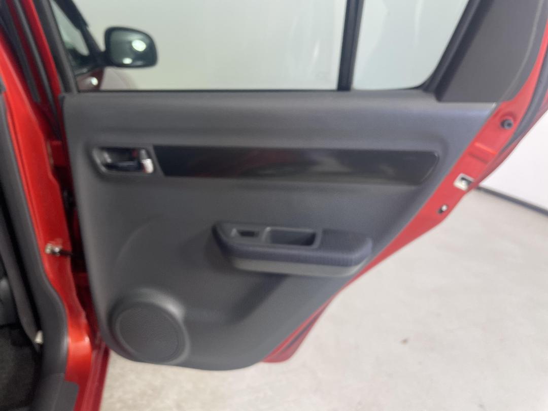 Photo '19' of Suzuki Swift