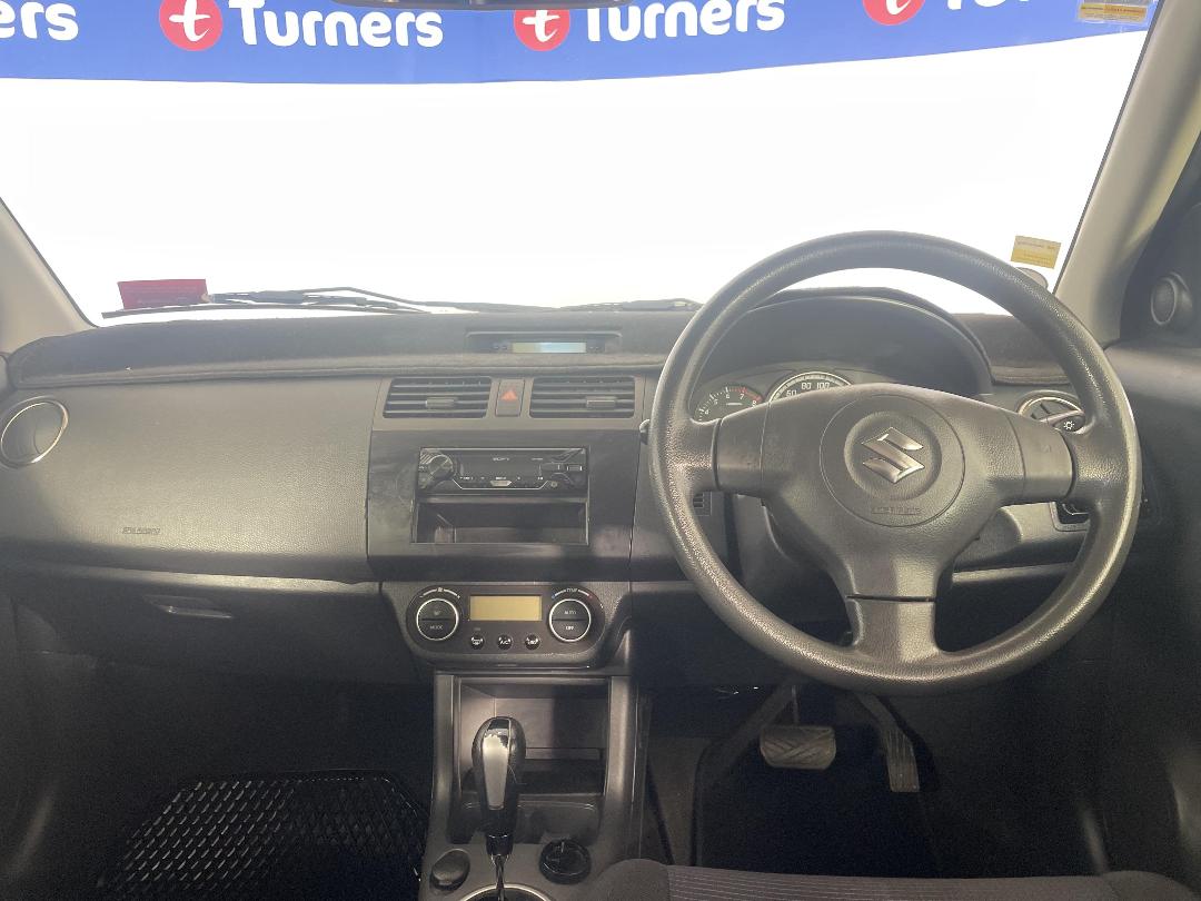 Photo '17' of Suzuki Swift