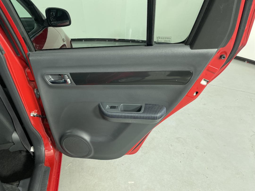 Photo '19' of Suzuki Swift