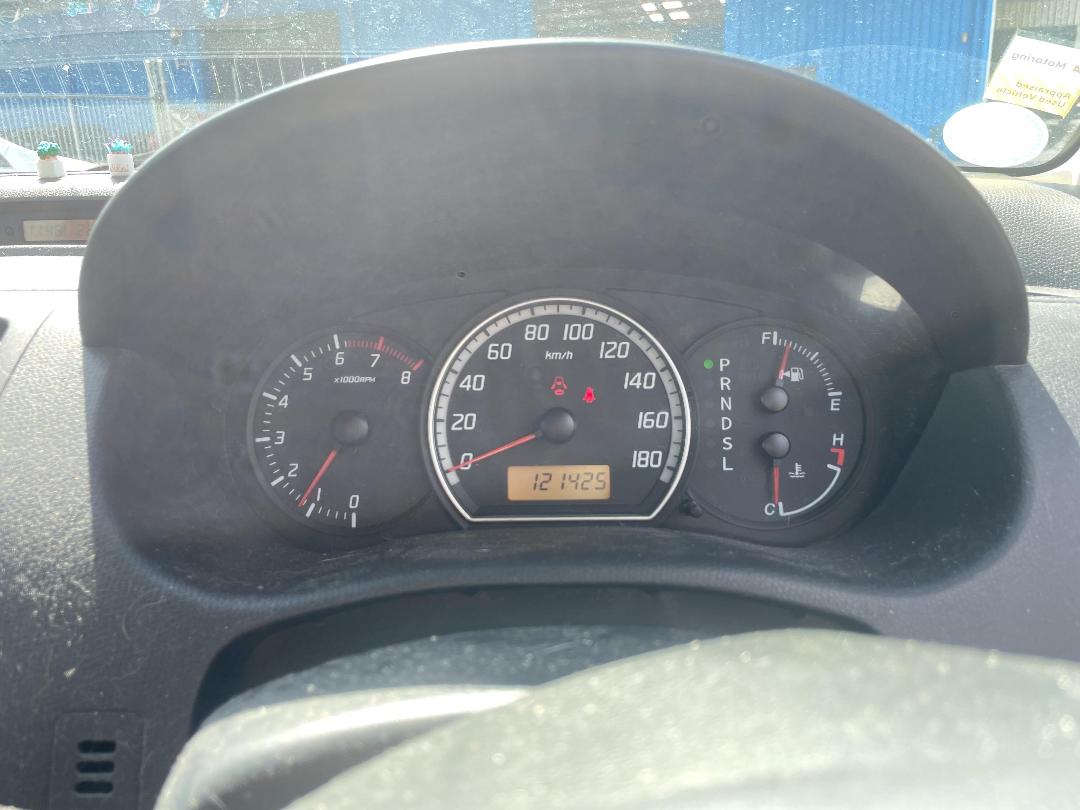 Photo '8' of Suzuki Swift