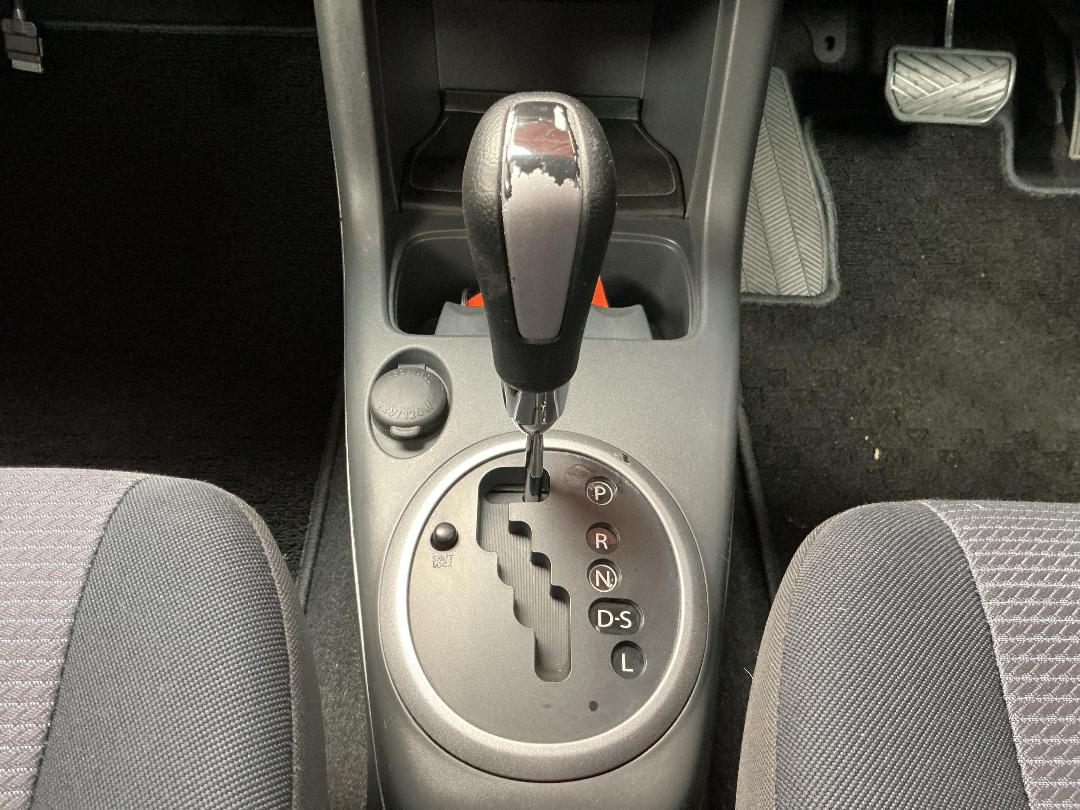 Photo '23' of Suzuki Swift