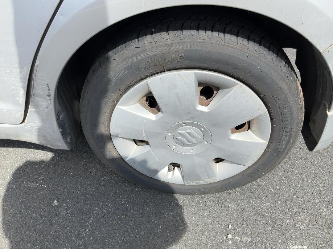 Photo '20' of Suzuki Swift Glxa