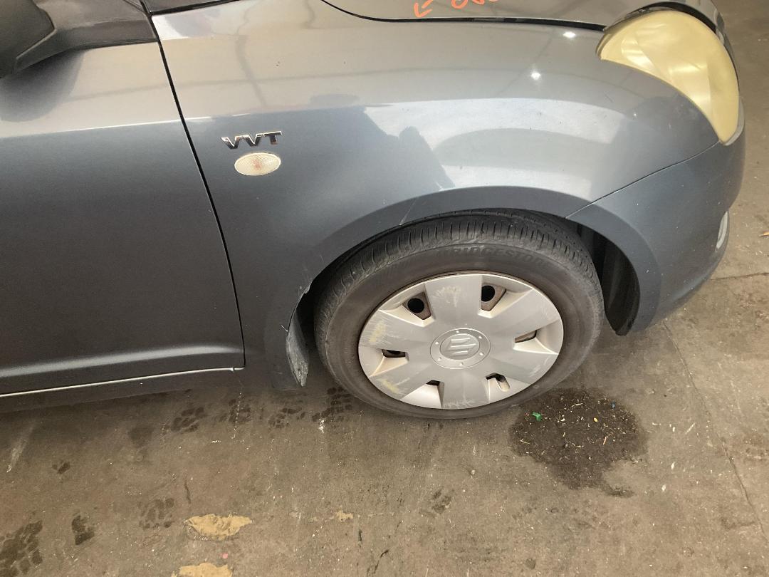 Photo '2' of Suzuki Swift Glxa