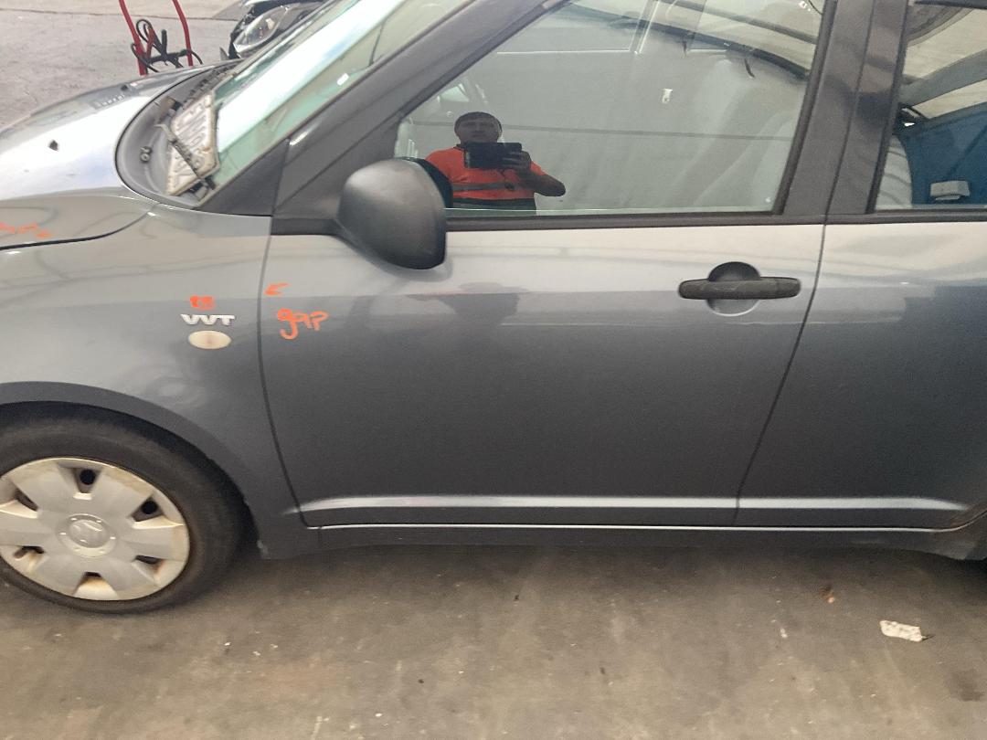 Photo '9' of Suzuki Swift Glxa