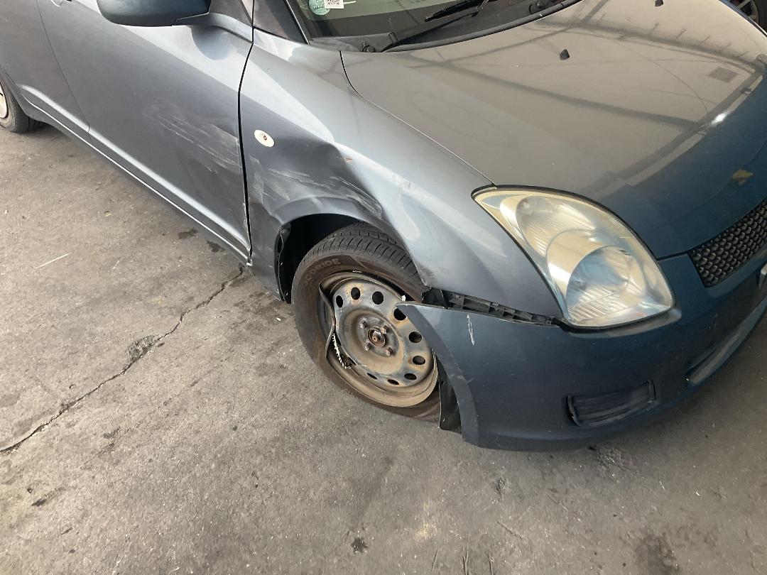 Photo '4' of Suzuki Swift