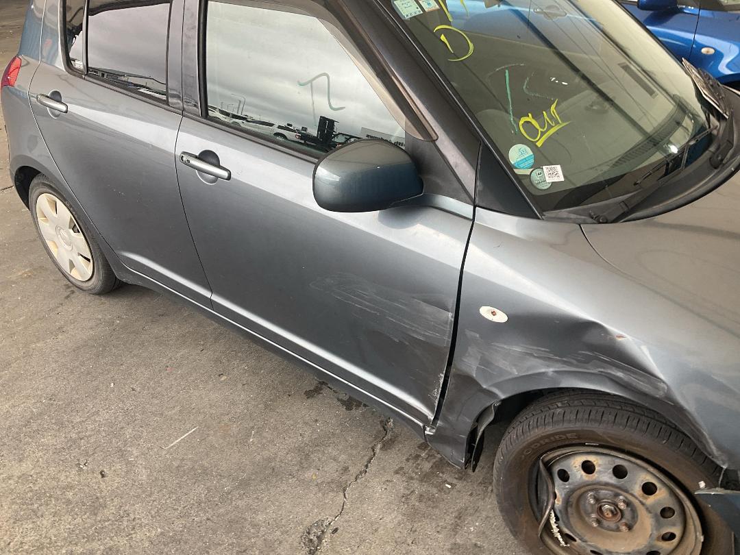 Photo '3' of Suzuki Swift