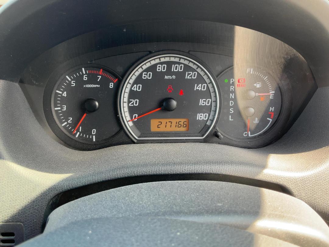 Photo '8' of Suzuki Swift