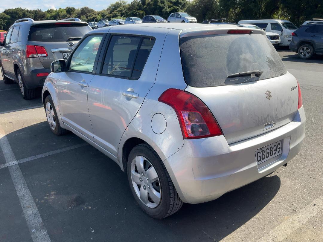 Photo '3' of Suzuki Swift