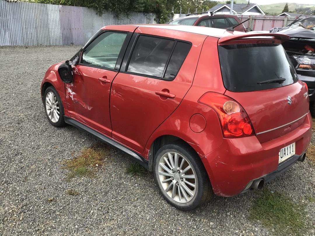 Photo '6' of Suzuki Swift Sport