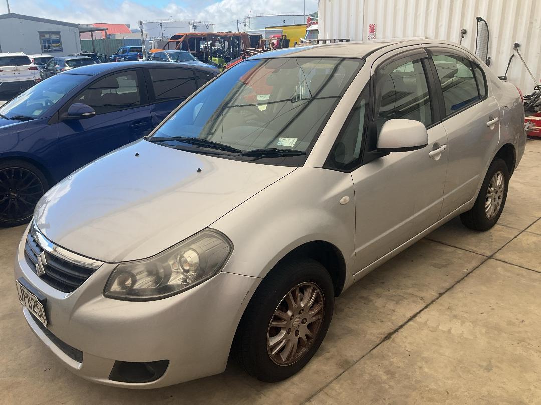 Photo '2' of Suzuki SX4