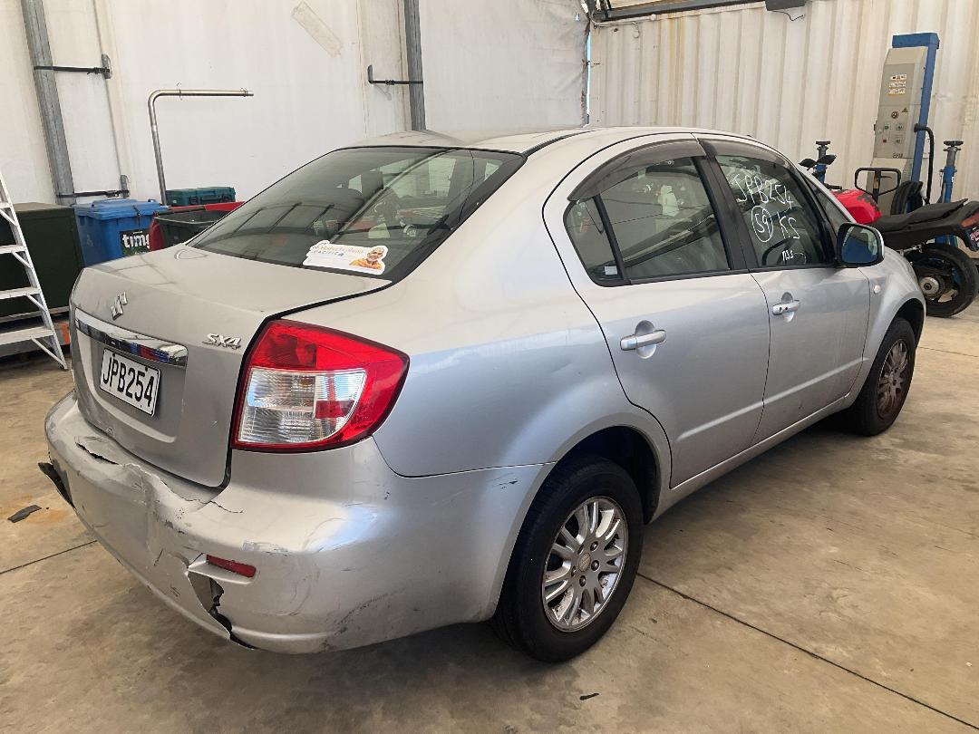 Photo '5' of Suzuki SX4