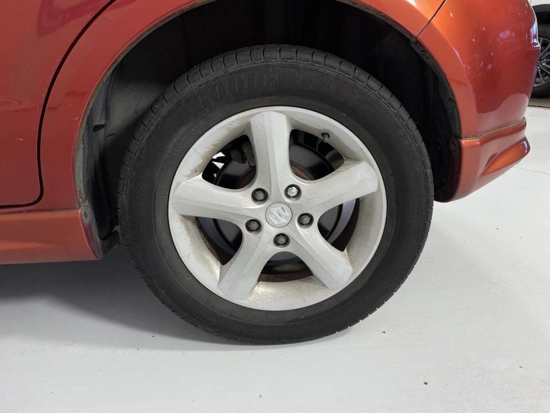 Photo '11' of Suzuki SX4