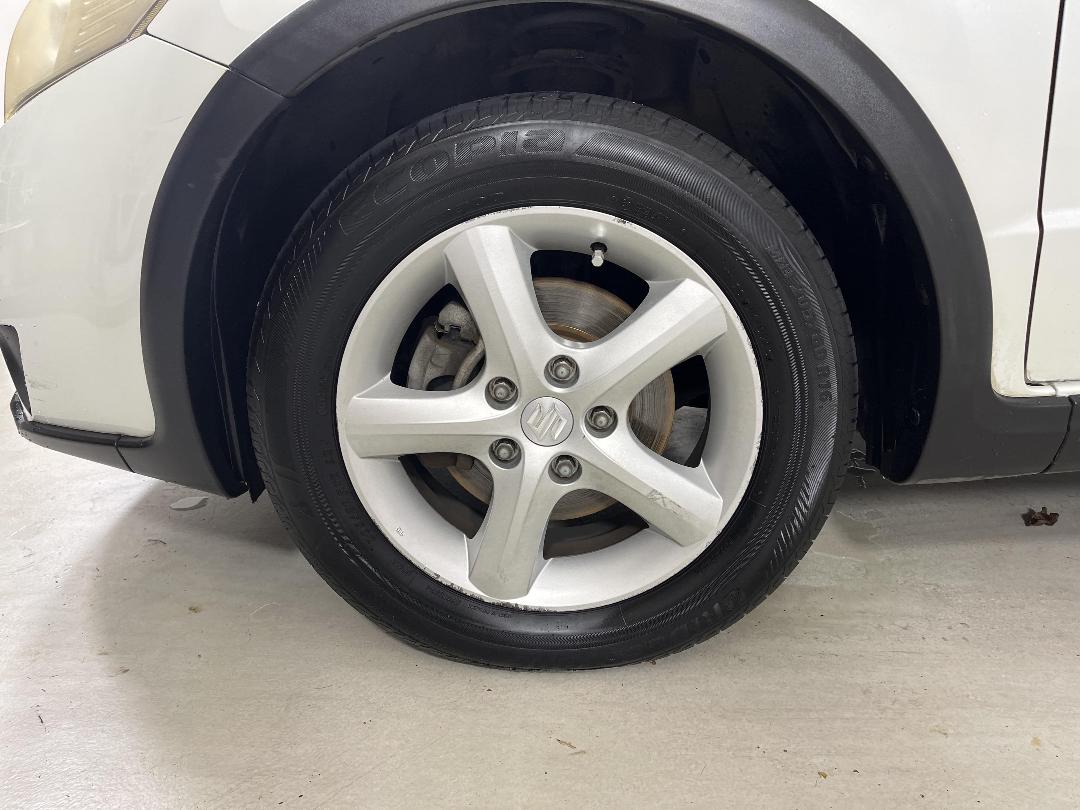 Photo '10' of Suzuki SX4 Photo '10' of Suzuki SX4