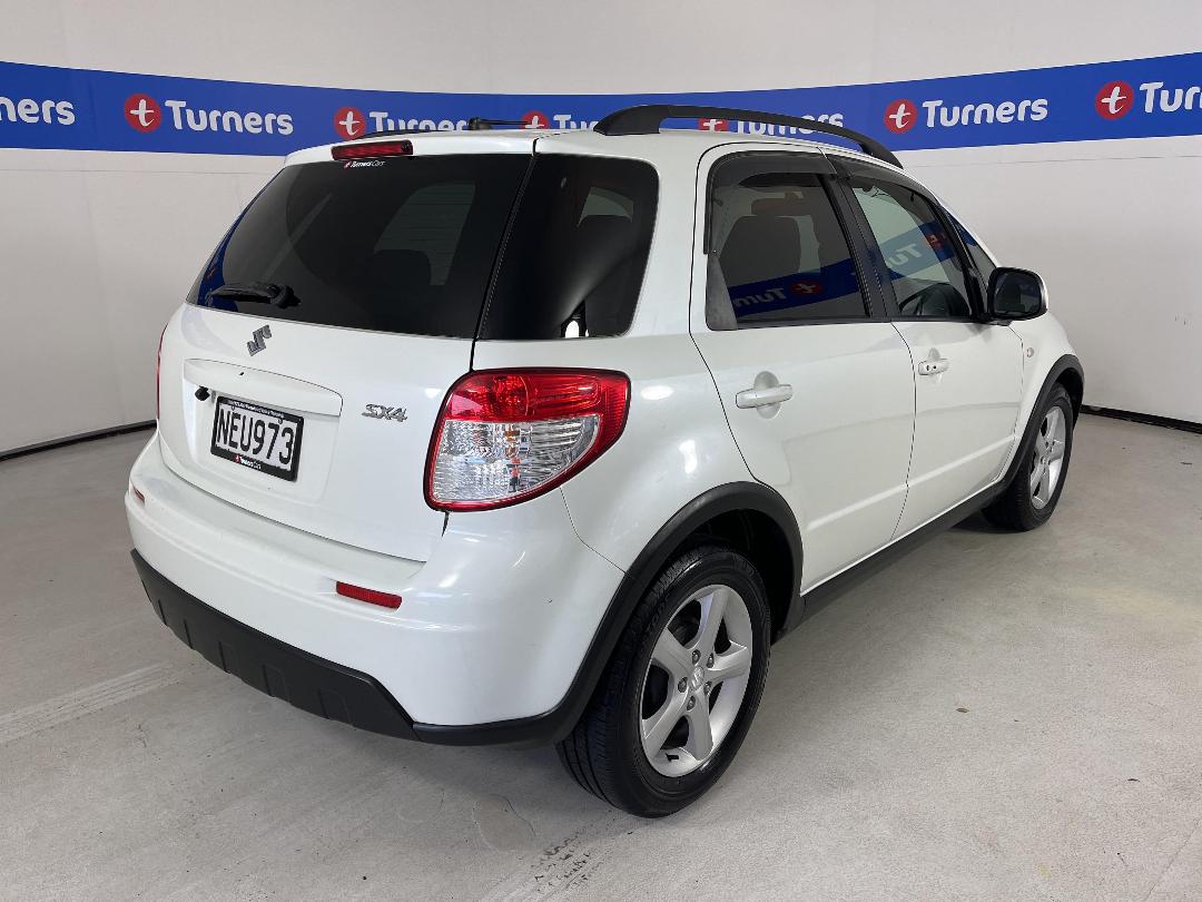 Photo '7' of Suzuki SX4 Photo '7' of Suzuki SX4