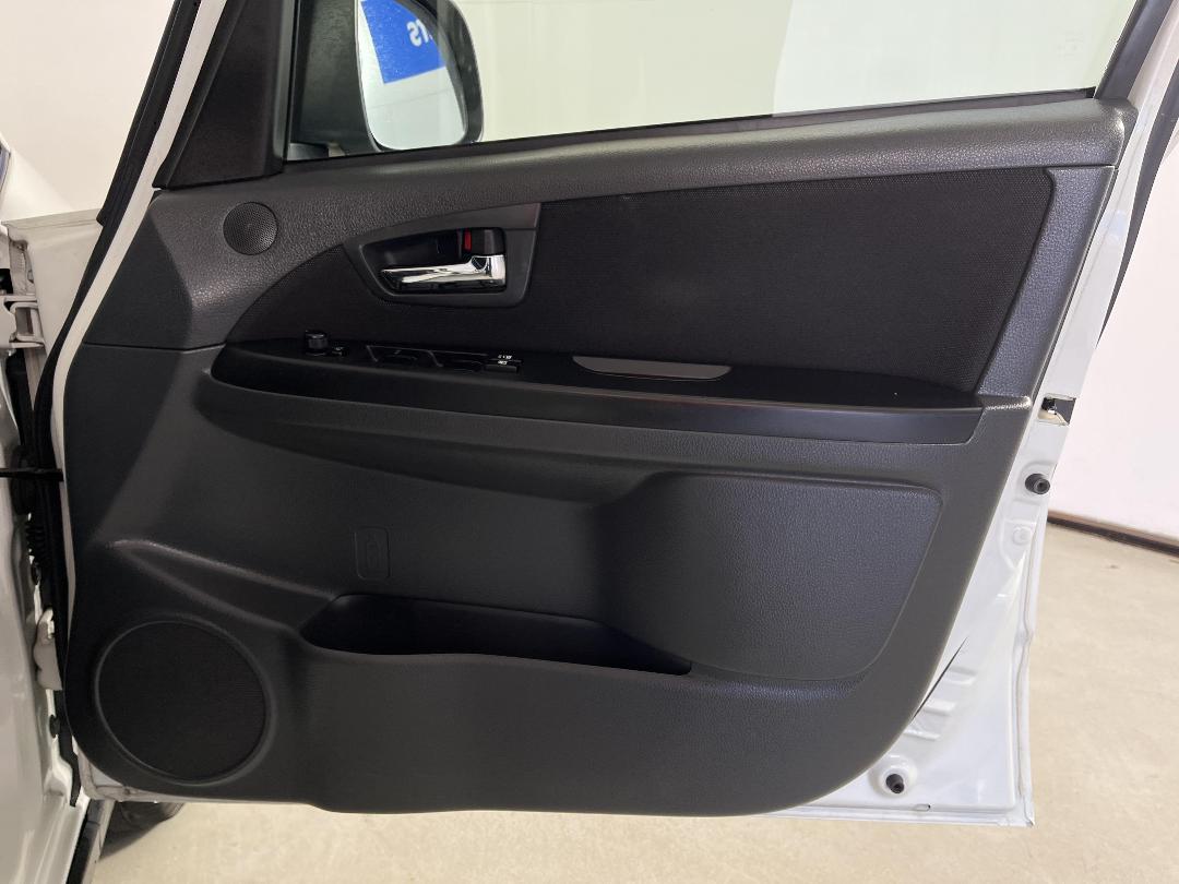 Photo '15' of Suzuki SX4 Photo '15' of Suzuki SX4