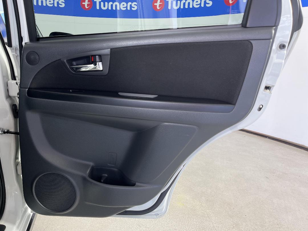 Photo '19' of Suzuki SX4 Photo '19' of Suzuki SX4