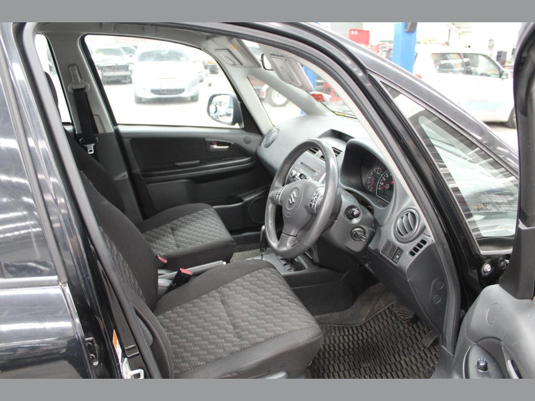 Photo '9' of Suzuki SX4 Glxha2 LTD