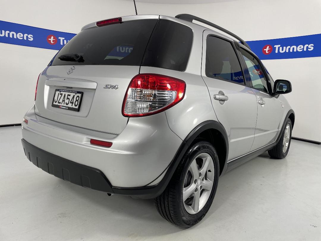 Photo '7' of Suzuki SX4