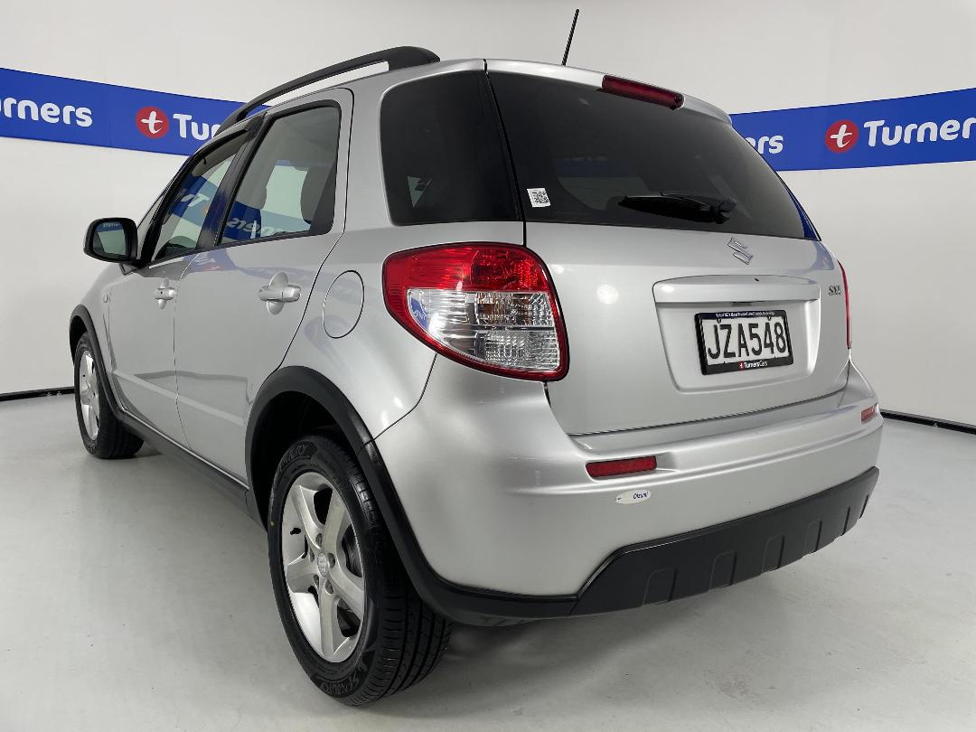 Photo '5' of Suzuki SX4