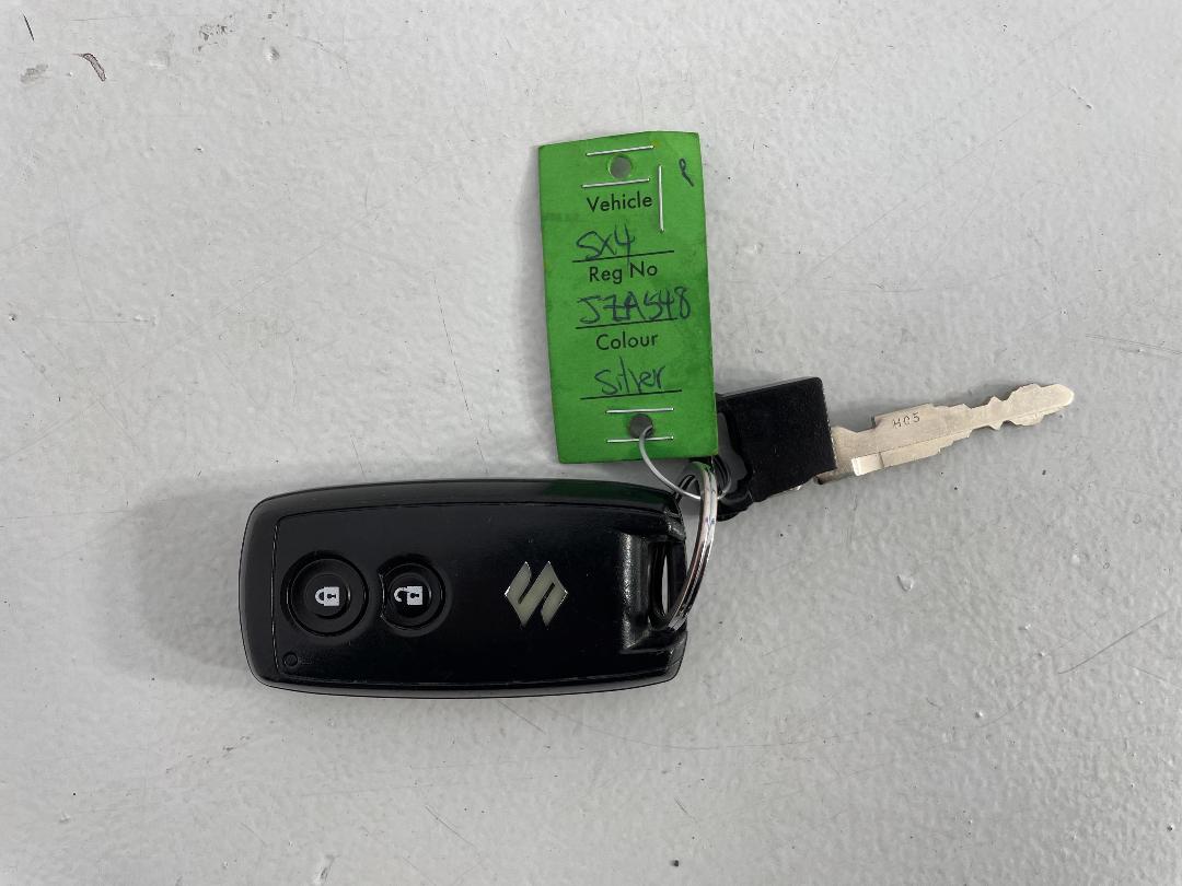 Photo '22' of Suzuki SX4