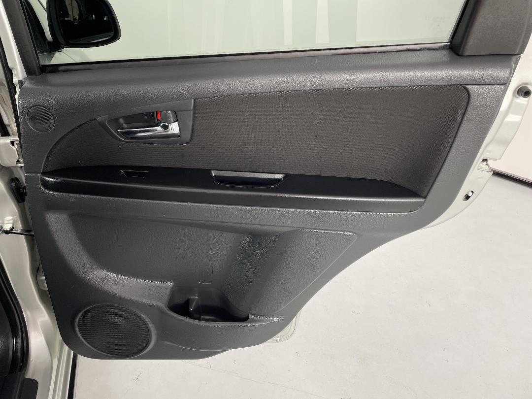 Photo '19' of Suzuki SX4